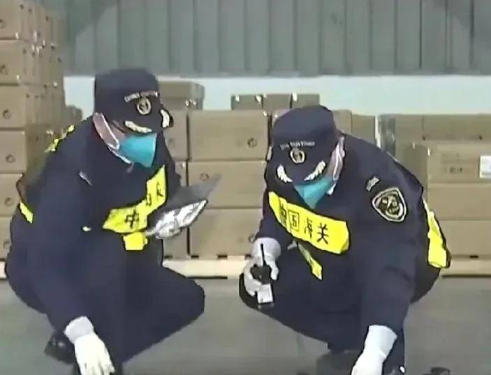 无视中国禁令！美国买通“两个内鬼”，4个月运走中国4000吨稀土