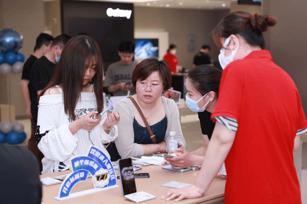 苏宁易购启动开学季，多重补贴助燃3C消费