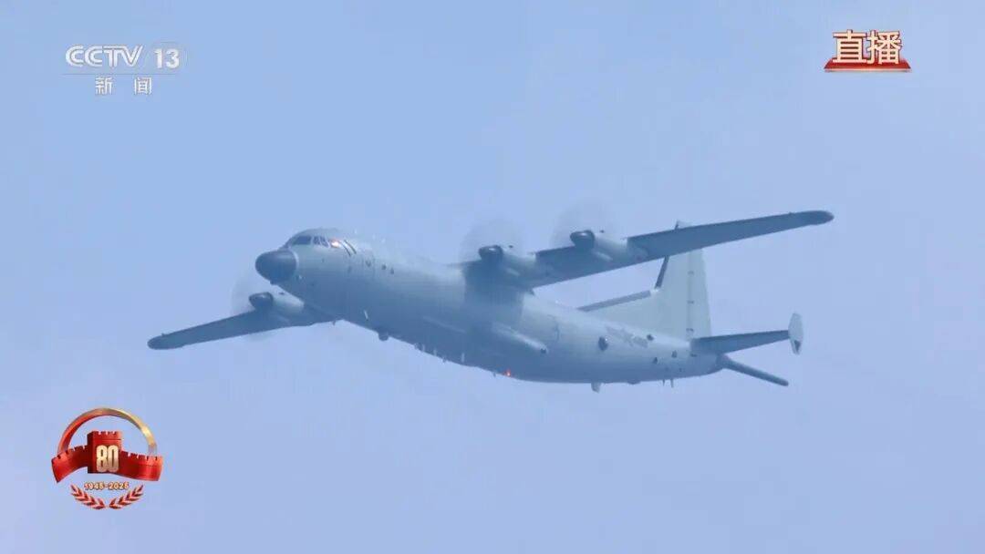 高德红外多型光电系统亮相阅兵现场